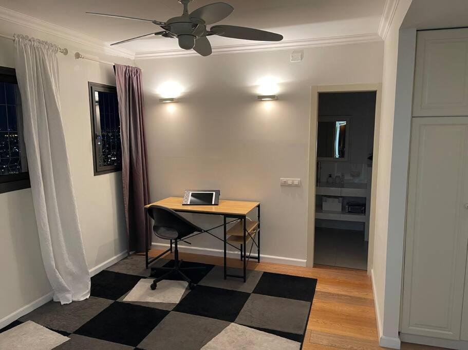 Beautiful Penthouse W/Amazing View, Prime Location Leilighet Ramat Gan Eksteriør bilde