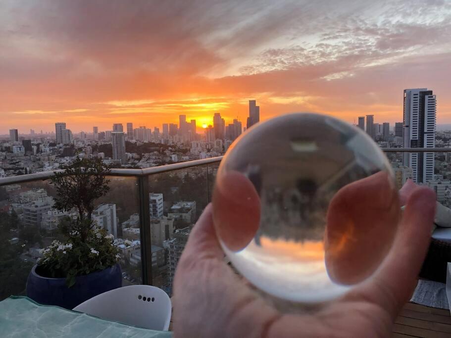 Beautiful Penthouse W/Amazing View, Prime Location Leilighet Ramat Gan Eksteriør bilde