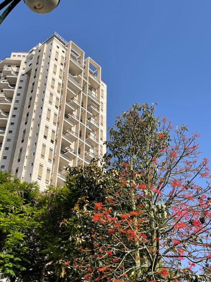 Beautiful Penthouse W/Amazing View, Prime Location Leilighet Ramat Gan Eksteriør bilde