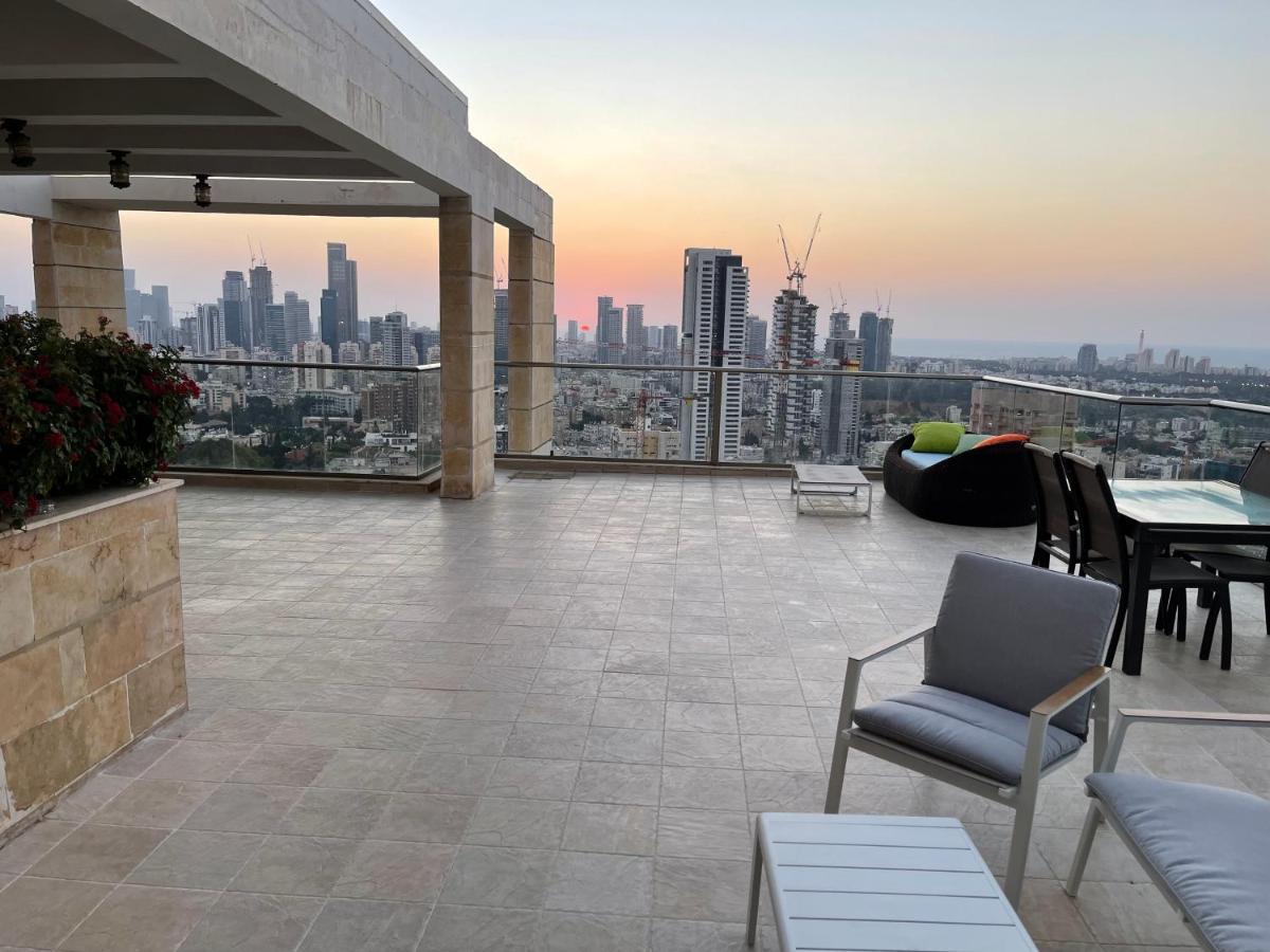 Beautiful Penthouse W/Amazing View, Prime Location Leilighet Ramat Gan Eksteriør bilde