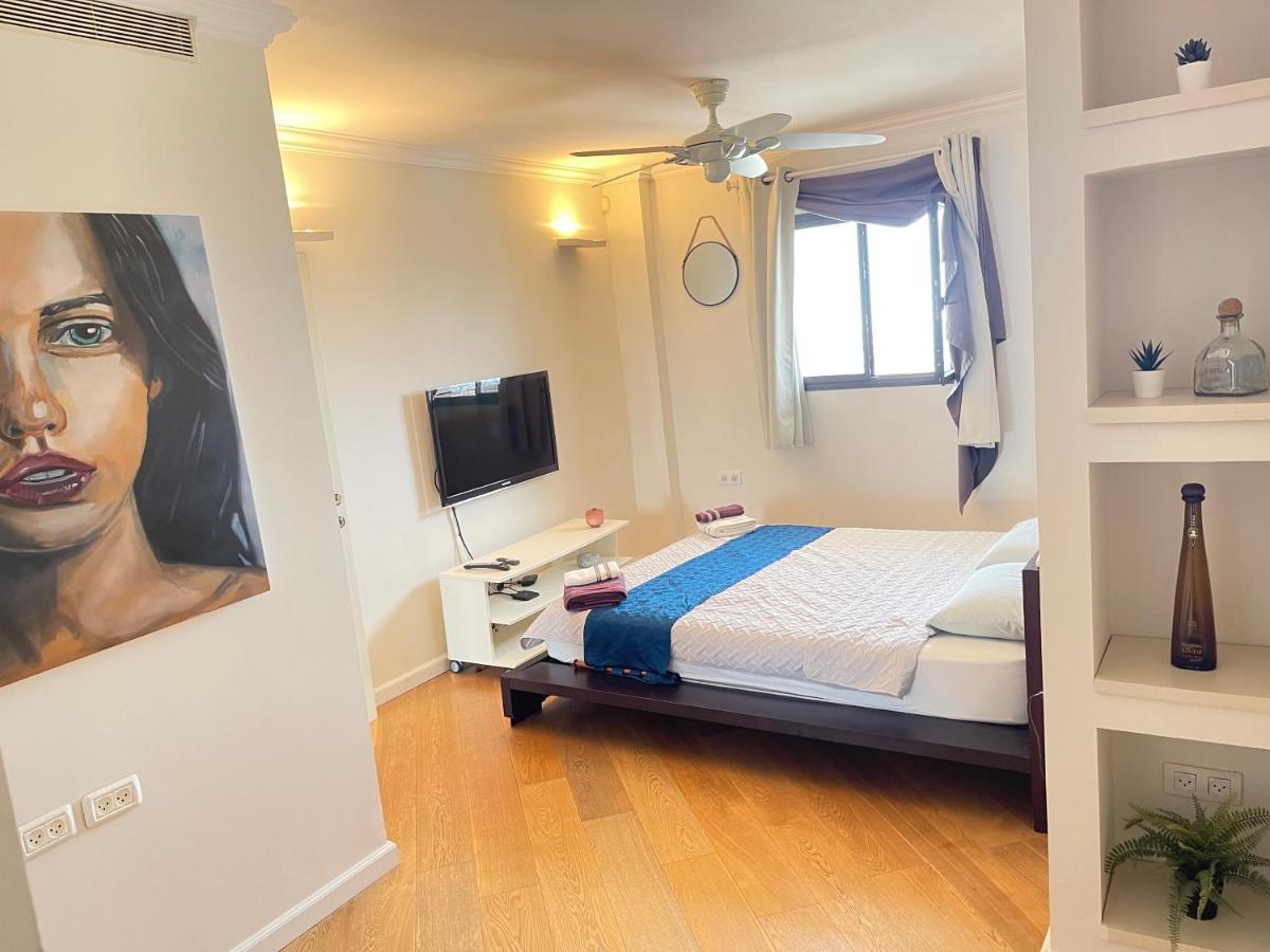 Beautiful Penthouse W/Amazing View, Prime Location Leilighet Ramat Gan Eksteriør bilde